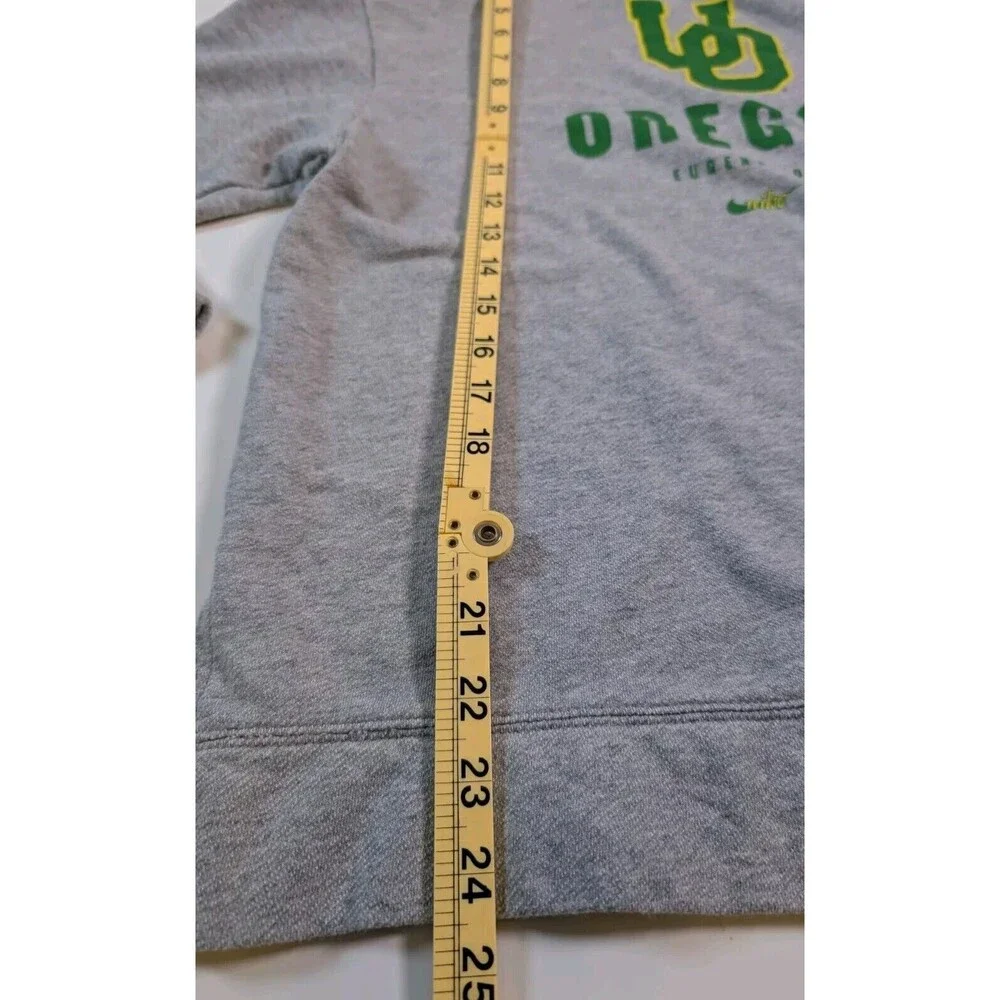 Nike Oregon Ducks Women Sweatshirt Small Mock Neck Gray Activewear Mew No Tags